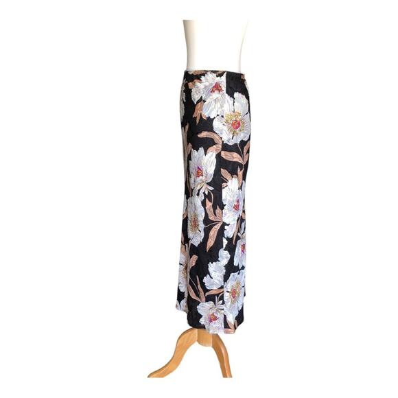 Band of Gypsies BOG Collective NWT Black Cream Foil Floral Slip Midi Skirt SZ XS - Picture 6 of 16